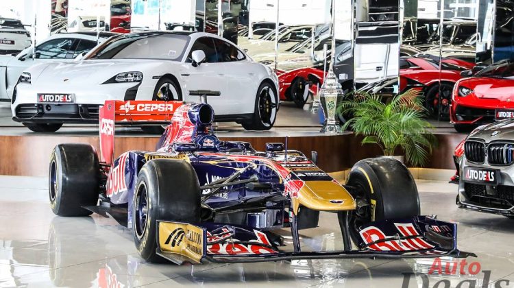 Formula 1 Scuderia Toro Rosso STR6 | 2011 Formula One season | Type 056 engine | 800+ BHP