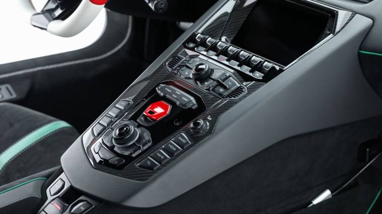 2019 Lamborghini Aventador SVJ Coupe | GCC – Service Contract