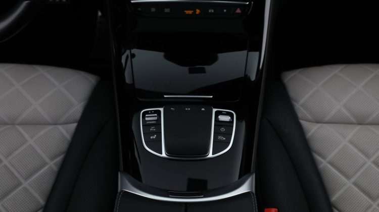 2021 Mercedes Benz EQC 400 4Matic | GCC | Warranty | Service Contract | Fully Loaded