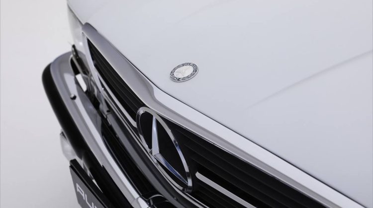 1987 Mercedes Benz SL 560 Classic | Fully Loaded | Well Maintained | 5.6L V8