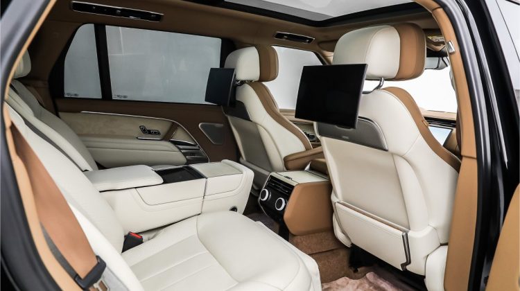 2023 Range Rover Vouge SV Autobiography Long Wheel Base Urban Kit | Low Mileage | Best in Class