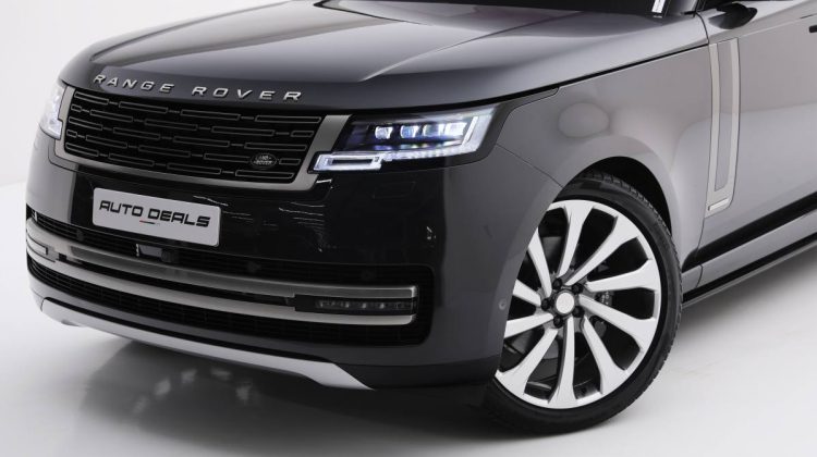 2023 Range Rover Vouge SE P400 Autobiography | GCC | Warranty | Service Contract | Low Mileage