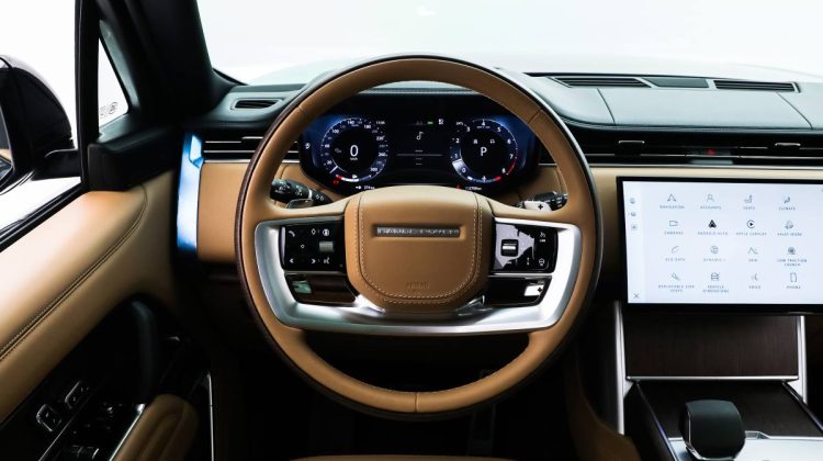 2024 Range Rover Vouge HSE P 530 | GCC | Warranty | Service Contract | Extremely Low Mileage | 4.4L