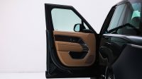2024 Range Rover Vouge HSE P 530 | GCC | Warranty | Service Contract | Extremely Low Mileage | 4.4L